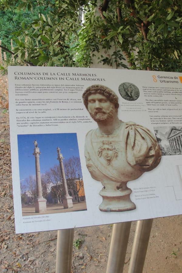 Mar2 - Las Columnas De Adriano Sevilla Exteriér fotografie